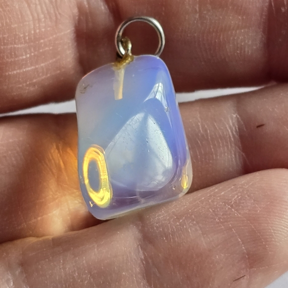 Opalite pendant iridescent nugget glass rainbow milky - Picture 2 of 13